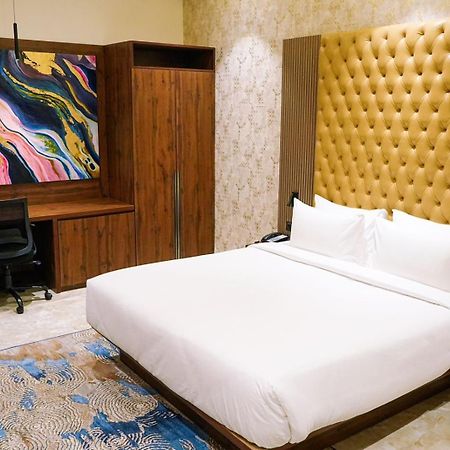 Enrise By Sayaji Nagpur Hotel Exterior photo